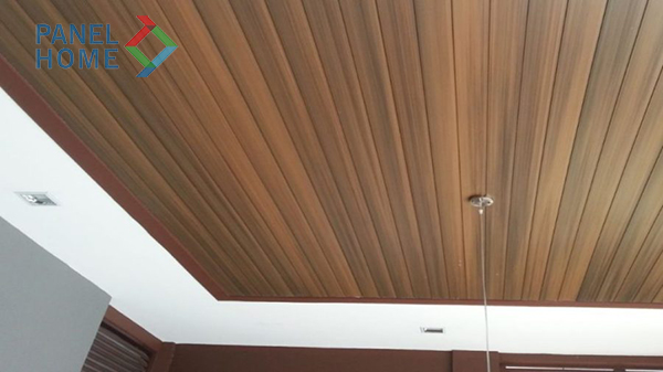 Trần nhựa Nano giả gỗ kiểu xếp mẫu 2