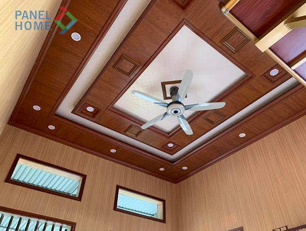 Trần nhựa Nano giả gỗ vân gỗ tự nhiên mẫu 1
